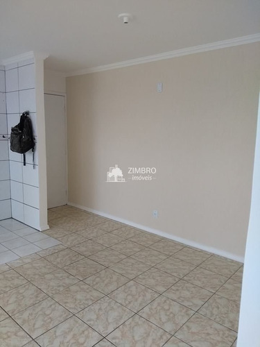 Imagem 3 de 12 de Apto 2 Dorm Banheiro Garagem - Próximo A Uglione - 19975