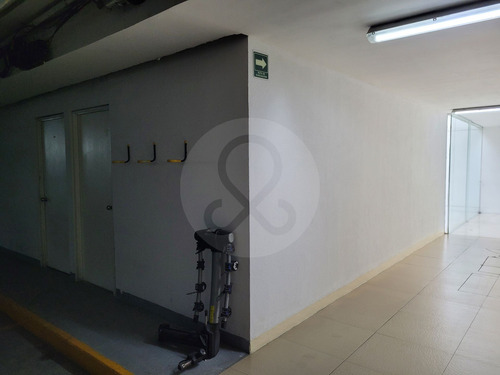 Departamento En Venta En Lomas De Bezares