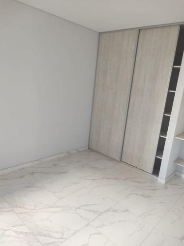 Imagen 5 de 16 de Departamento 2 Ambientes A Estrenar Escucha Oferta