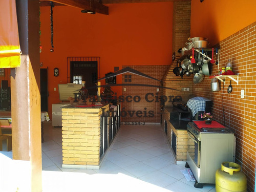 Chácara À Venda No Bairro Bom Jardim I - Guaratinguetá/sp - Ch092