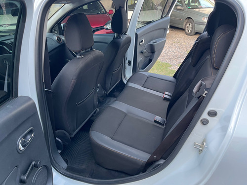 Renault Sandero Stepway 1.6 Dynamique 105cv