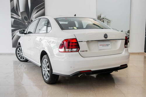 Imagen 3 de 14 de Volkswagen Vento Comfortline Plus L4 1.6l Abs Ba Ac Tip 2020