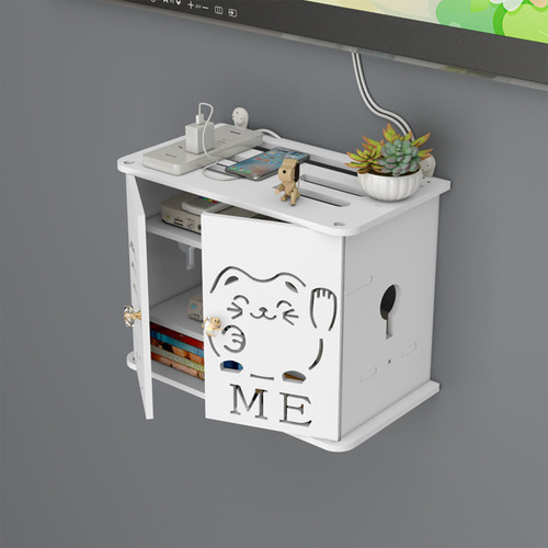Caja De Almacenamiento Con Enrutador Wifi En Esquina, Sala D
