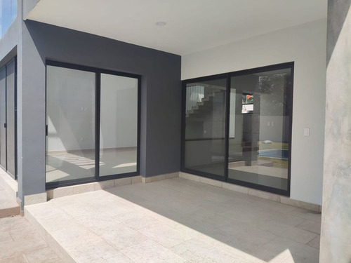Casa En Venta En El Fraccionamiento Burgos Bugambilias