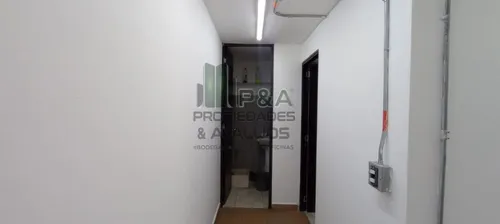 Local En Arriendo En Medellin - Laureles