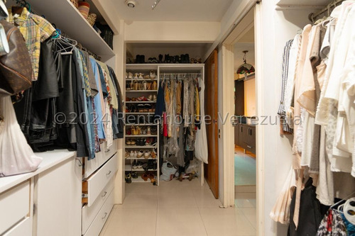 En Venta Casa Duplex - Urb. Colinas Del Tamanaco.