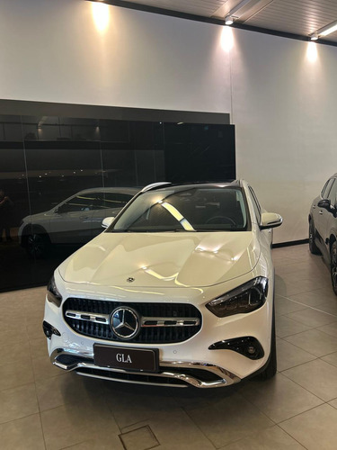 Mercedes-Benz Clase GLA 1.3 Gla200 Progressive 163Cv