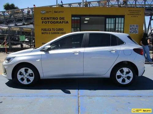Chevrolet Onix PREMIER 1000CC TURBO AT AA