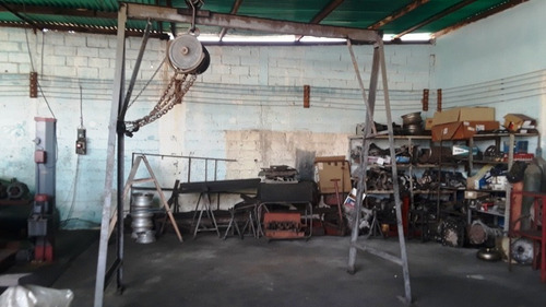 Imagen 7 de 13 de Alexora Cobos 04144282361 - Cod. 165896 - Tiene En Venta Galpón Tipo Nave Usado Como Taller De Mecánica Automotriz, Incluye Un Local Comercial