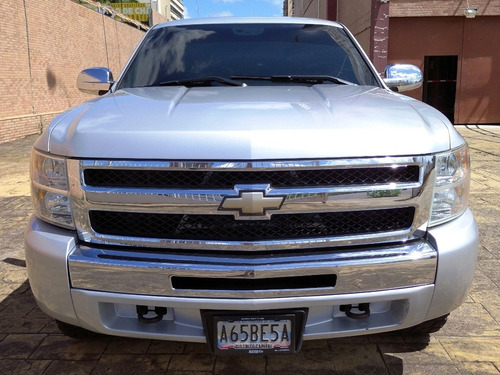 Imagen 2 de 16 de Chevrolet Silverado Ls 4x2 - Automatica