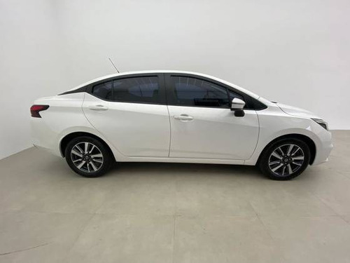 Imagem 4 de 13 de Nissan Versa 1.6 16v Flex Advance Xtronic