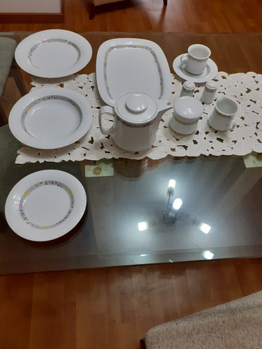 Vajilla De Porcelana De 46 Piezas Lynns