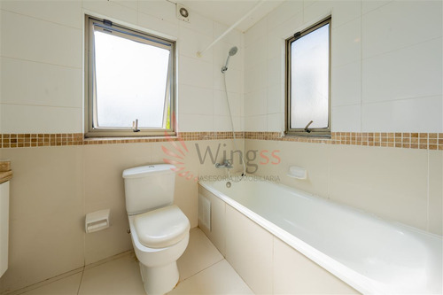 Casa En Venta De 4 Dorm. En Colina