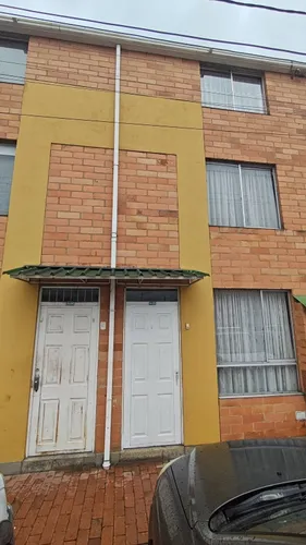 Vendo Casa De Tres Pisos