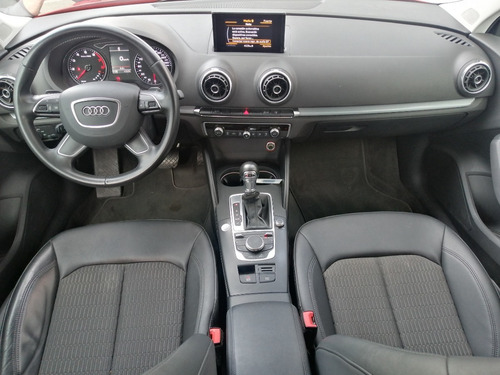 Imagen 9 de 10 de Audi A3 2016 Attraction 1.8 Sedan