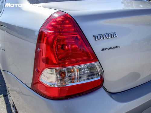 Imagen 16 de 25 de Toyota Etios X-b 1.5 Extra Full | Permuta / Financia