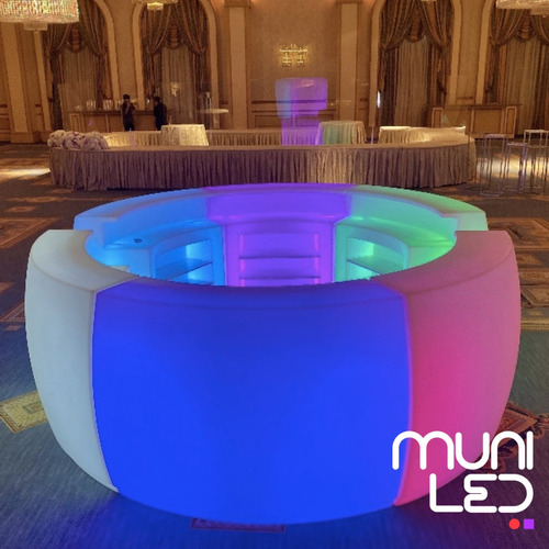 Alquiler Para Fiestas- Living Led- Hierro Y Madera- Puff Led