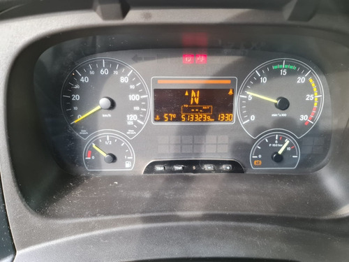 Imagen 10 de 15 de Mercedes Benz Atego 1725
