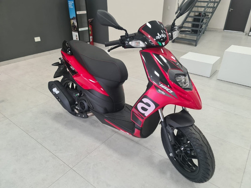 Imagen 8 de 19 de Scooter Aprilia Sr 160 Abs Usb Rojo Financiación Sin Interés