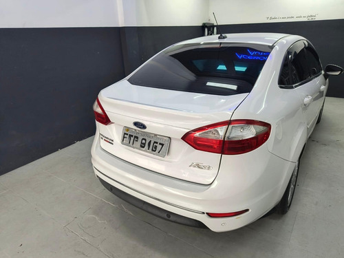 Ford Fiesta 1.6 16v Titanium Flex Powershift 5p