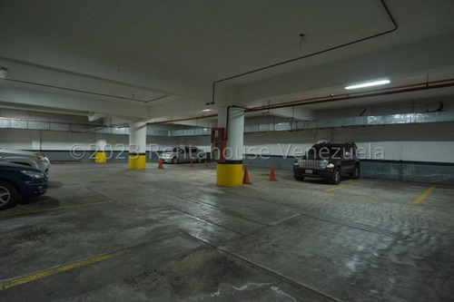 Imagen 5 de 10 de Edificio En Venta Del Tipo Tradicional Con Fundaciones, Columnas Y Vigas De Concreto, Los Cortijos Mls #23-19640 Francis Zeppieri 29/09
