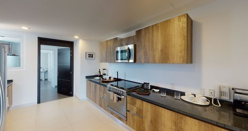 Renta Departamento Con Terraza En Bosque Real