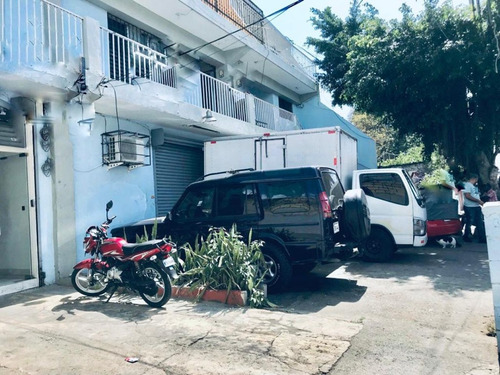 Terreno Con Mejora En Venta En Ensanche Quisqueya, Santo Domingo D.n.