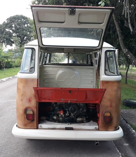 Kombi Corujinha 1970 - Restaurada!