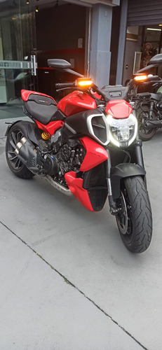 Diavel V4 1158