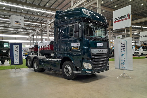 Cavalo Daf Xf 530 6x2 23/24 Space Cab Verde Carenado