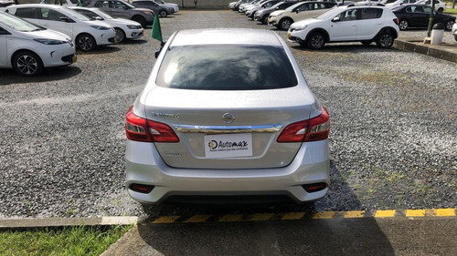 Imagen 6 de 11 de Nissan New Sentra Exclusive