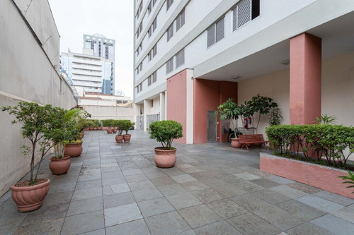 Imagem 22 de 27 de Apartamento - Ap00036 - 70493485