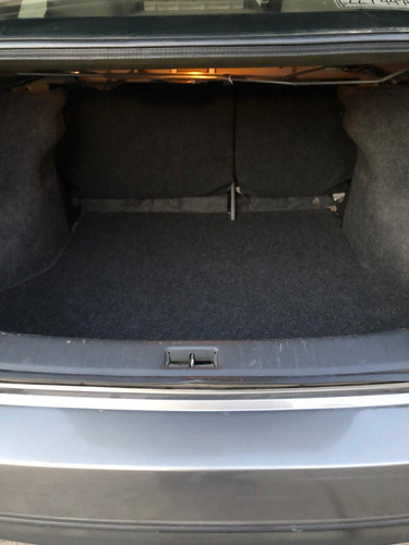 Nissan Sentra 1.8 Advance Mt