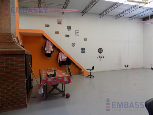 Casa Única De 4 Amb Con Galpon De 100 M2 Excelente Zona Martinez!!