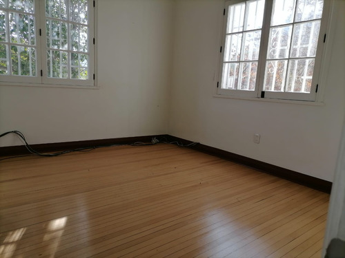 Se Arrienda Gran Casa Comercial 6 Privados Amplios