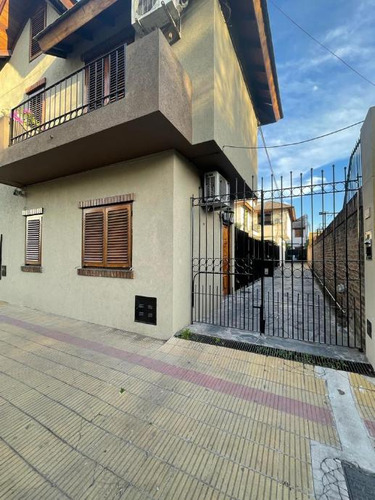 Casa Ph En Venta En Moron Sur