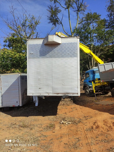 Imagem 1 de 11 de Bau 6.20 Fundo De Chapa Pota Lateral Muito Bom O Bau