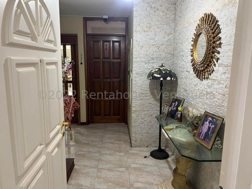 Imagen 14 de 16 de Apartamento En Venta Urb,miranda Mls #23-15668 Sc
