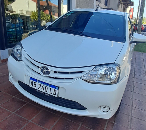 Toyota Etios 1.5 Sedan Xs