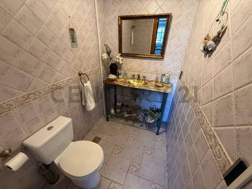 Venta Casa 4 Dormitorios El Palomar 290 M2 Lote 600m2 Piscina Quincho