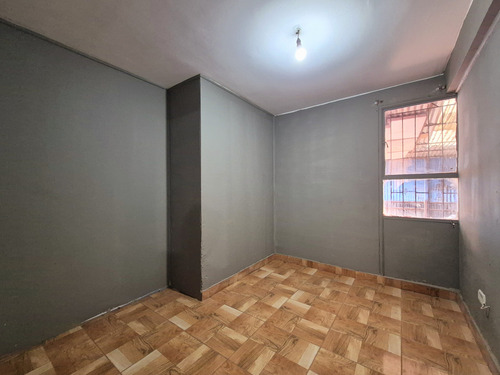 Amplio Dpto. Primer Piso 3d/1b/1e Con Patio Cerrado Y Estaci