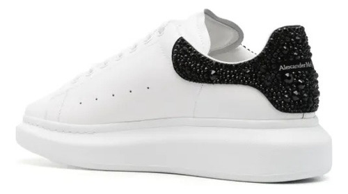 Tenis Con Talon De Cristales En Plataforma Alexander M