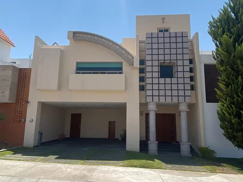 Casa De Traspaso Credito Infonavit San Luis Potosi en Inmuebles | Metros  Cúbicos