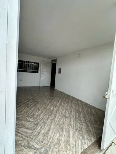 Em Casa En Venta En Caneyes