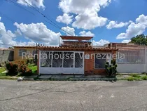 Comprar & Maria Luisa Mendoza Vende Espectacular Casa En Urb El Paraiso Cabudare Posee 5 Habitaciones 4 Baño Excelente Ubicacion Y En Optimas Condiciones 2 5 7 3 4 0                                           