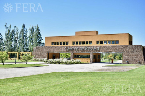 Venta De Terreno De 2500 M2 En Campos De Roca Ii