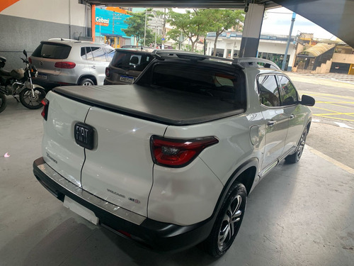 Fiat Toro 2.0 Volcano 4x4 Aut. 4p