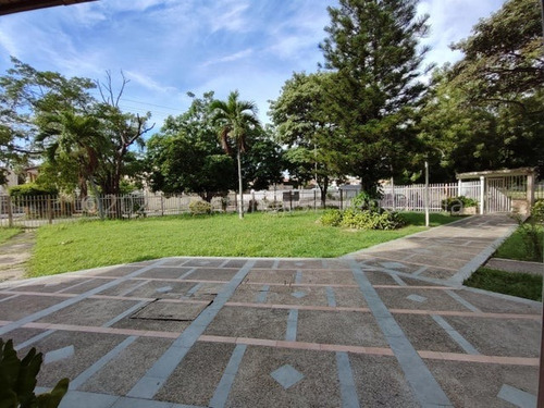 Apartamento En Venta San Jacinto Maracay 24-10969 Ec