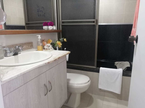 Imagen 11 de 14 de Apartamento En Venta En Envigado Loma Del Escobero