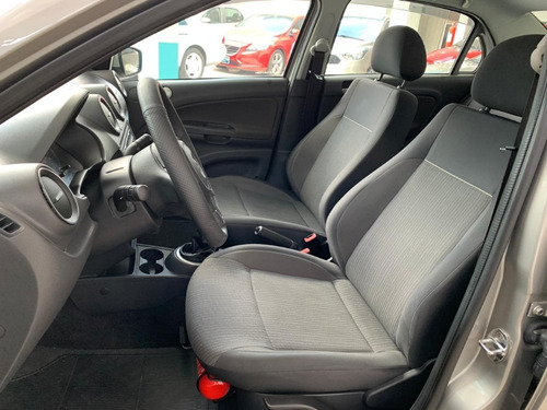 Voyage Trend 1.6 Flex 2014 Completo